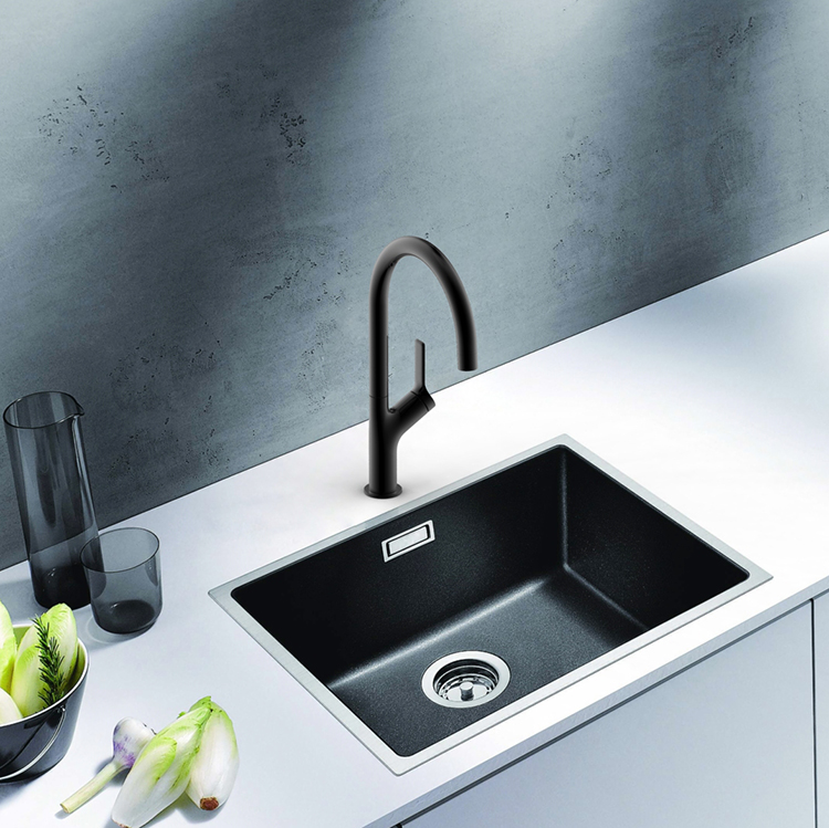 Commercial Kitchen Faucet High Quality 304 Stainless Steel Fashion Faucet Black Kitchen Sink Mixer Taps